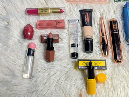 *Special Deal: 22in1 Makeup Kit