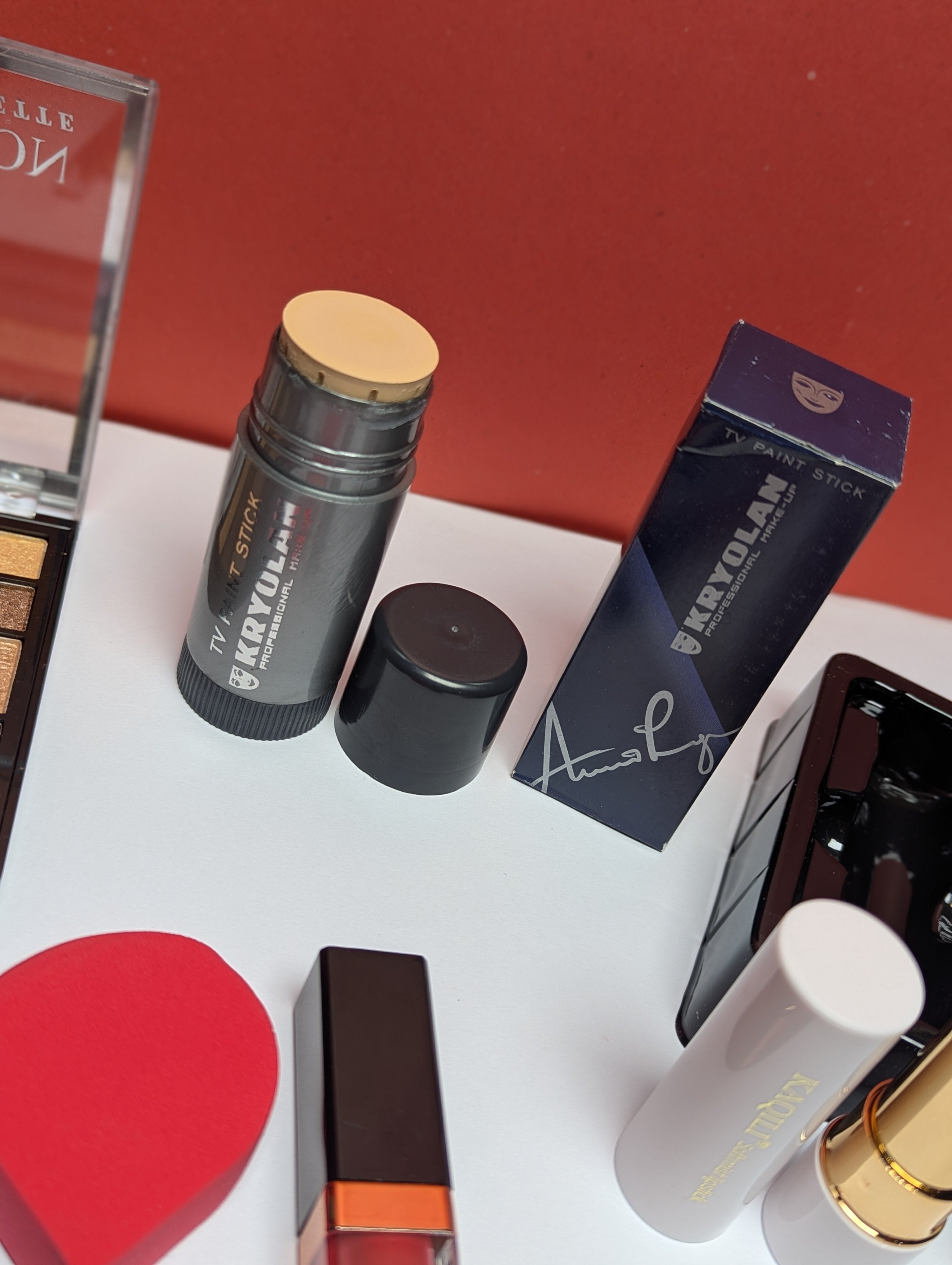 Glow Deal ( 18 in 1 )
