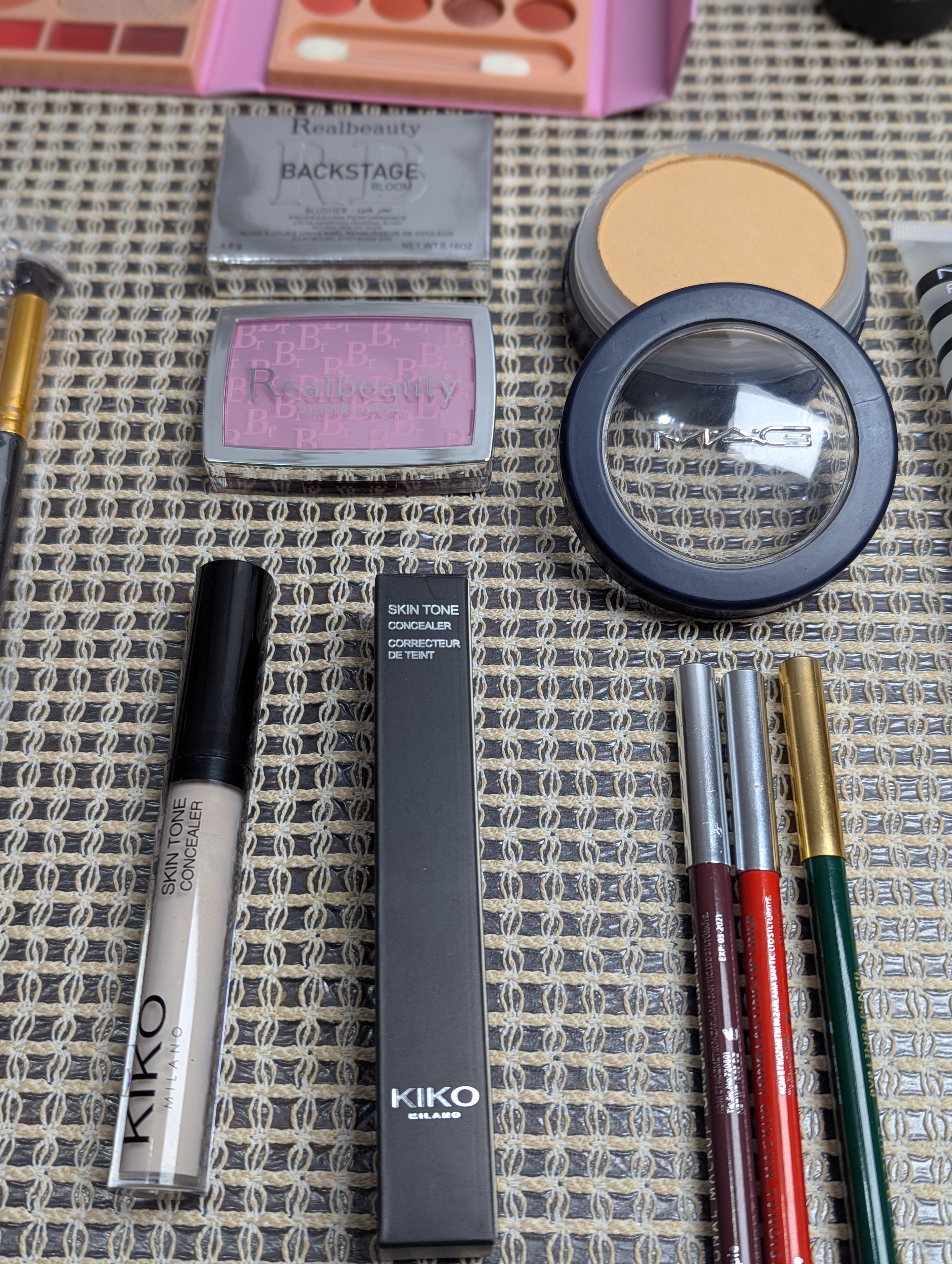 Lovely Deal 16in1 rn-image_picker_lib_temp_46aa6b38-2b39-4338-aa02-50be856131f2